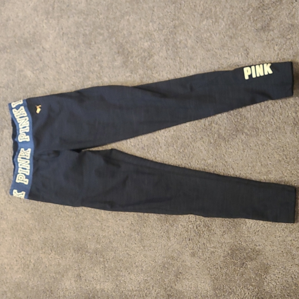 VS Pink leggings